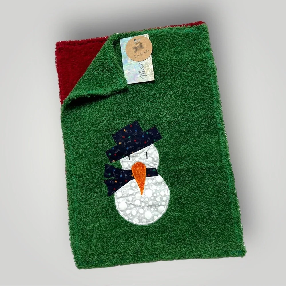 Lot/2 𝑯𝒂𝒏𝒅𝒎𝒂𝒅𝒆 Holiday Christmas Hand Towels 🎁